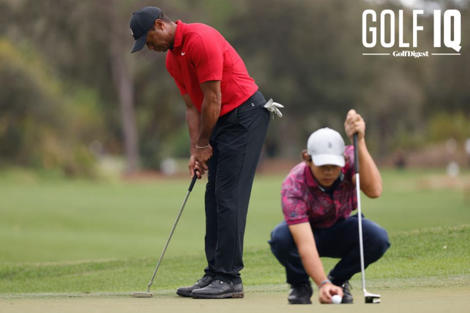 Charlie vô tình tiết lộ bí mật về chiêu thức putting của Tiger Woods