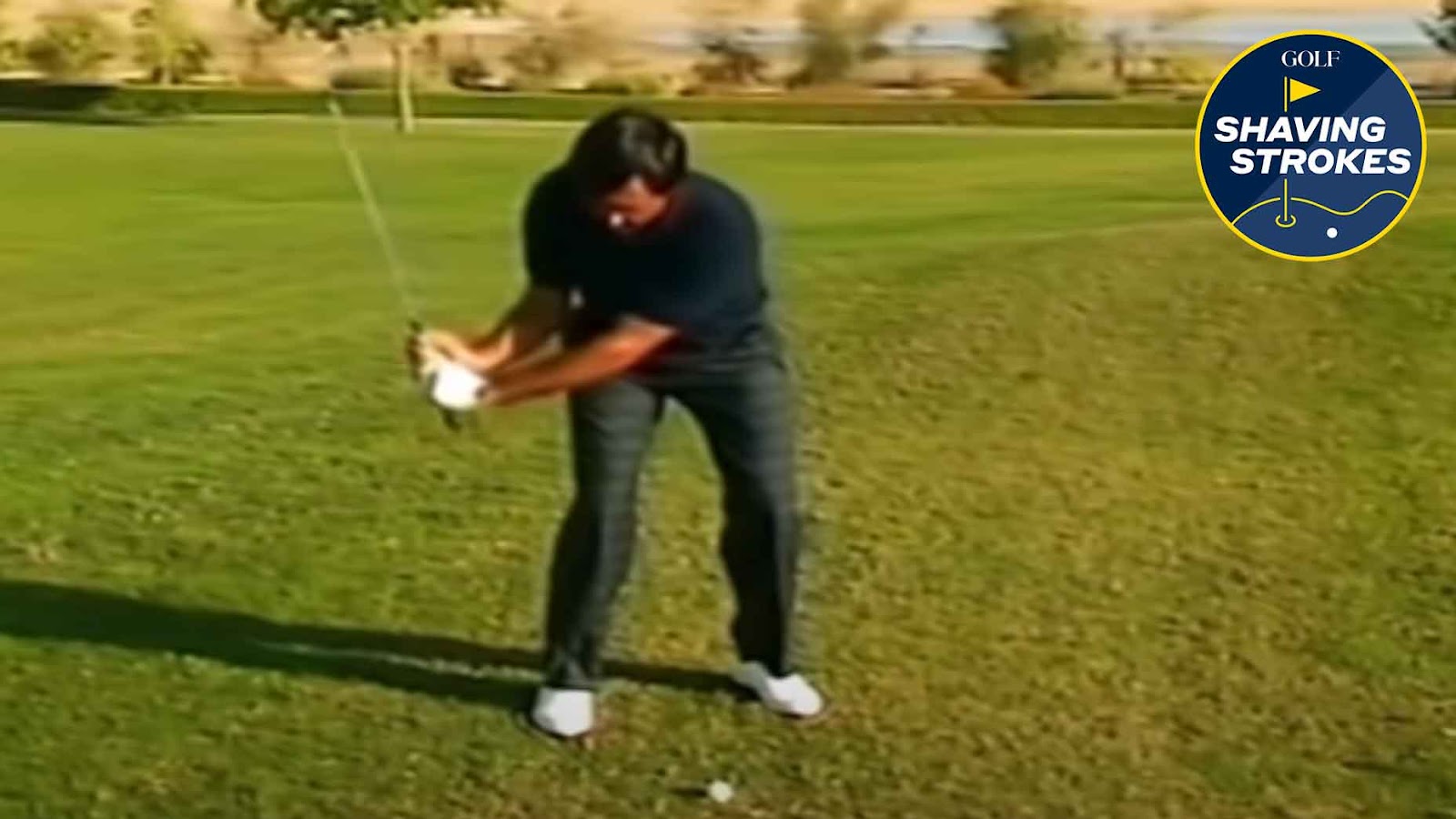 Cách đánh flop shot như "phù thủy short game" Seve Ballesteros